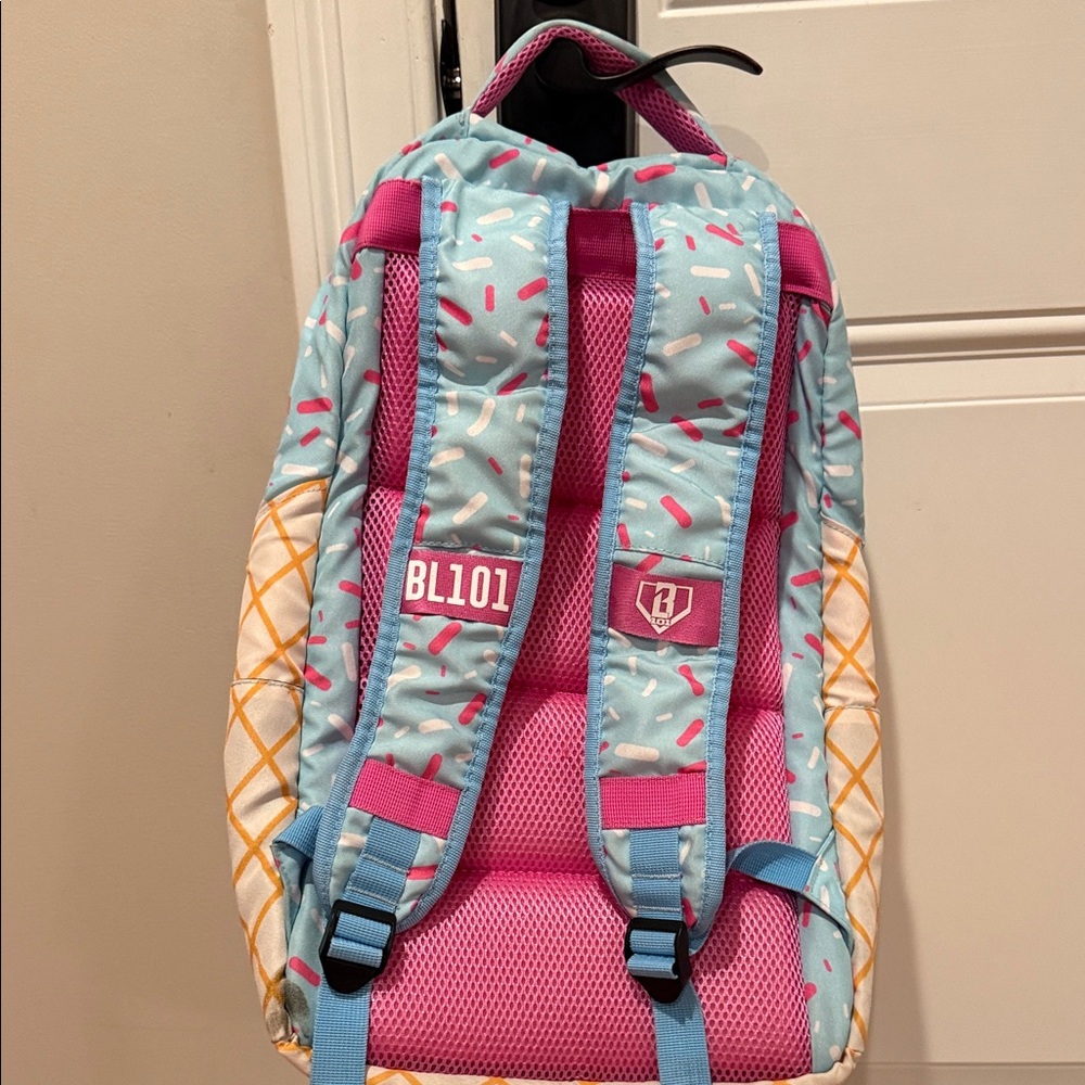 Ice Cream Backpack - Picture 4 of 11